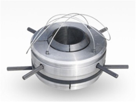 W type slips casing hanger